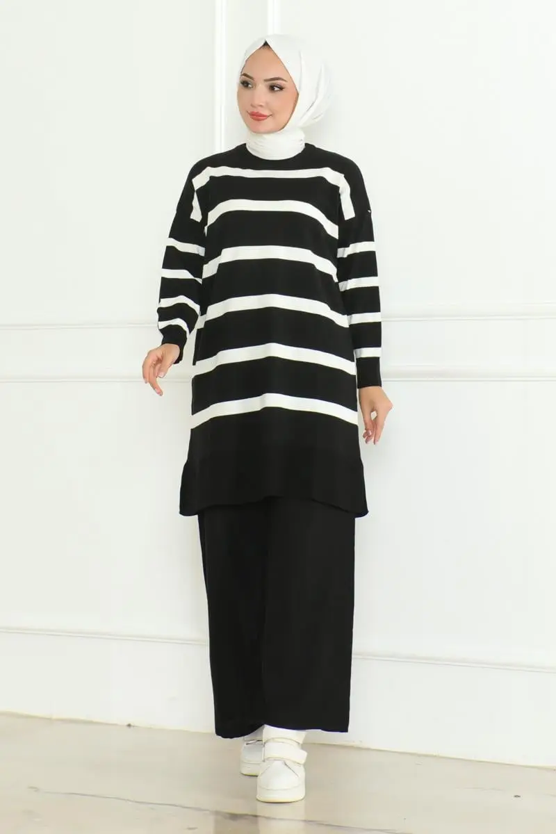 Striped Knitwear Hijab Set-detail