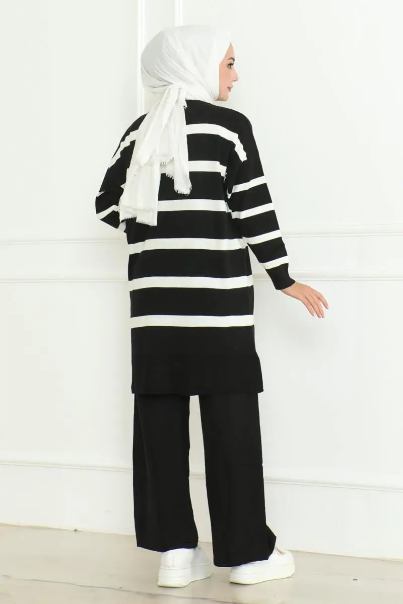 Striped Knitwear Hijab Set-detail