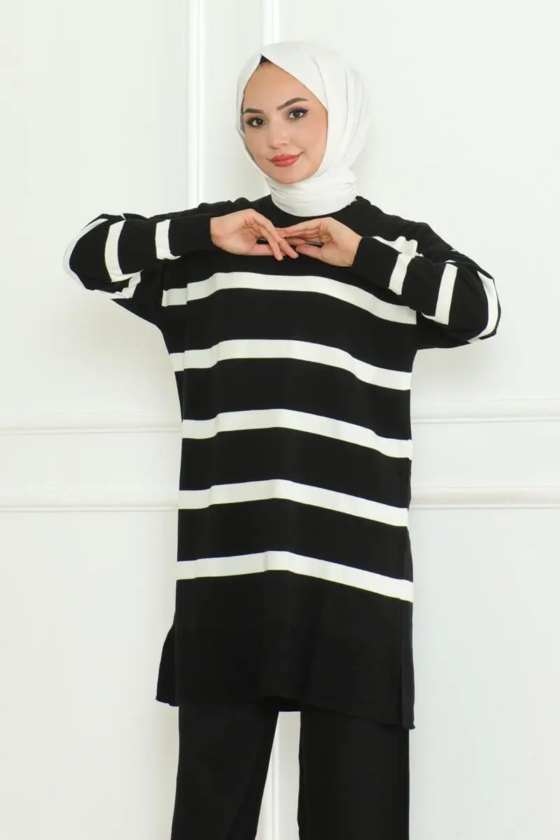 Striped Knitwear Hijab Set-detail