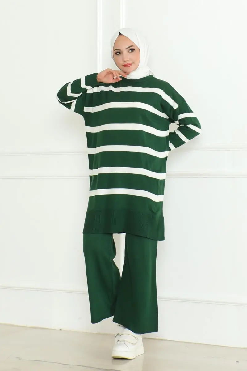 Striped Knitwear Hijab Set-detail