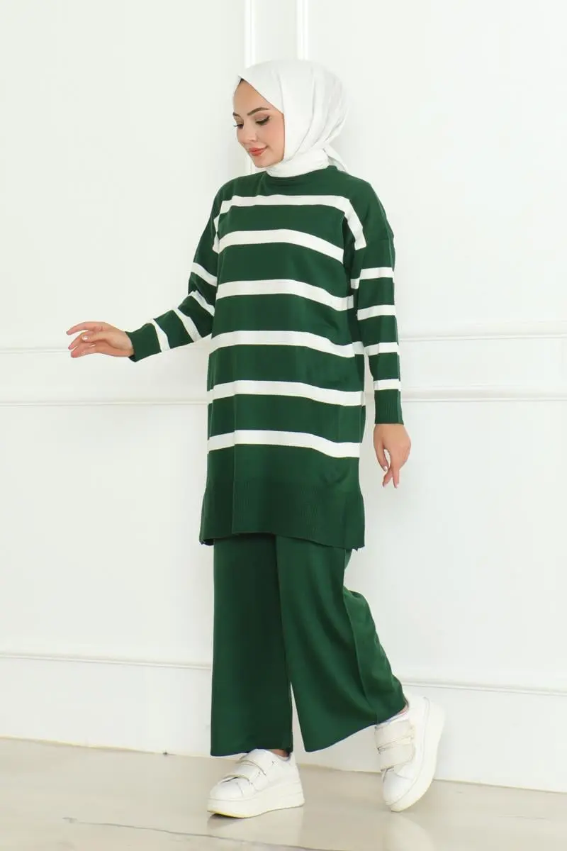 Striped Knitwear Hijab Set-detail