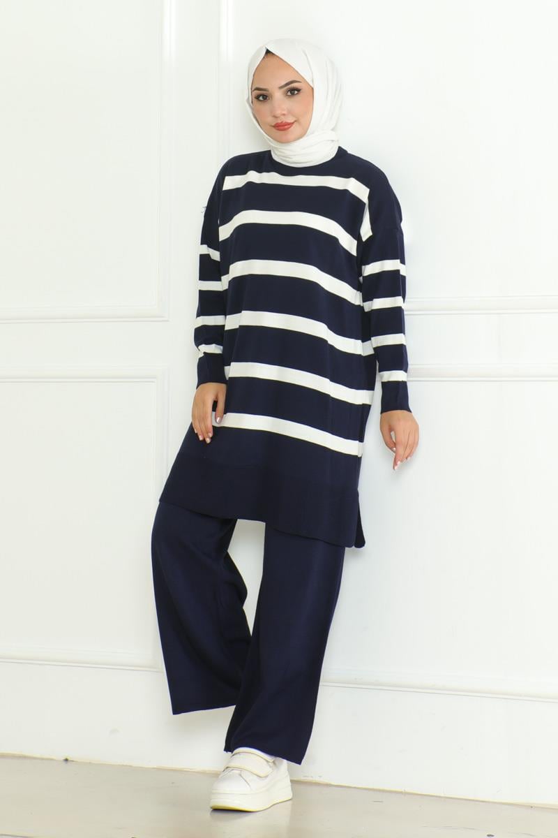 Striped Knitwear Hijab Set