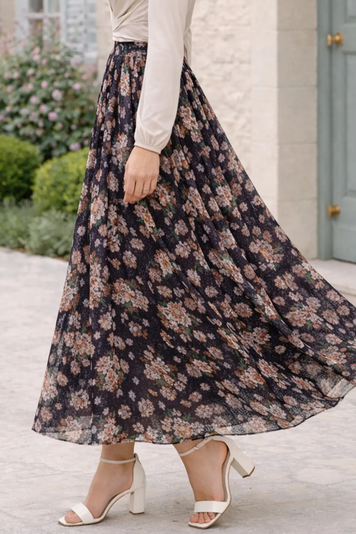 Dantel Baskılı Etek-detail