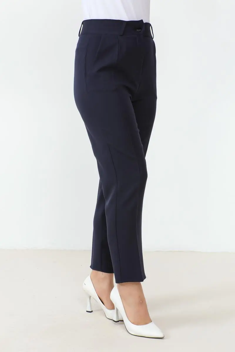 Skinny Leg Trousers-detail