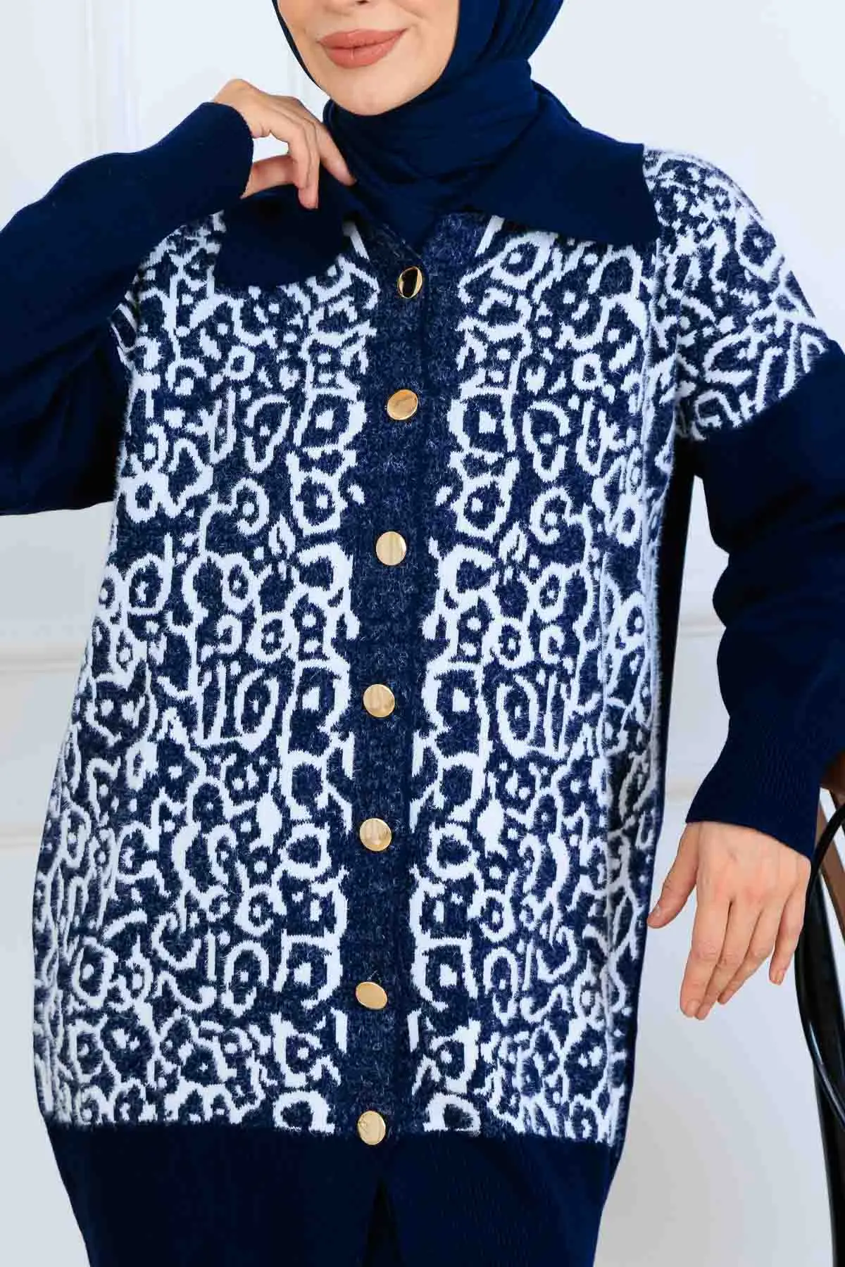 Desenli Düğme Detaylı Triko Takım-detail