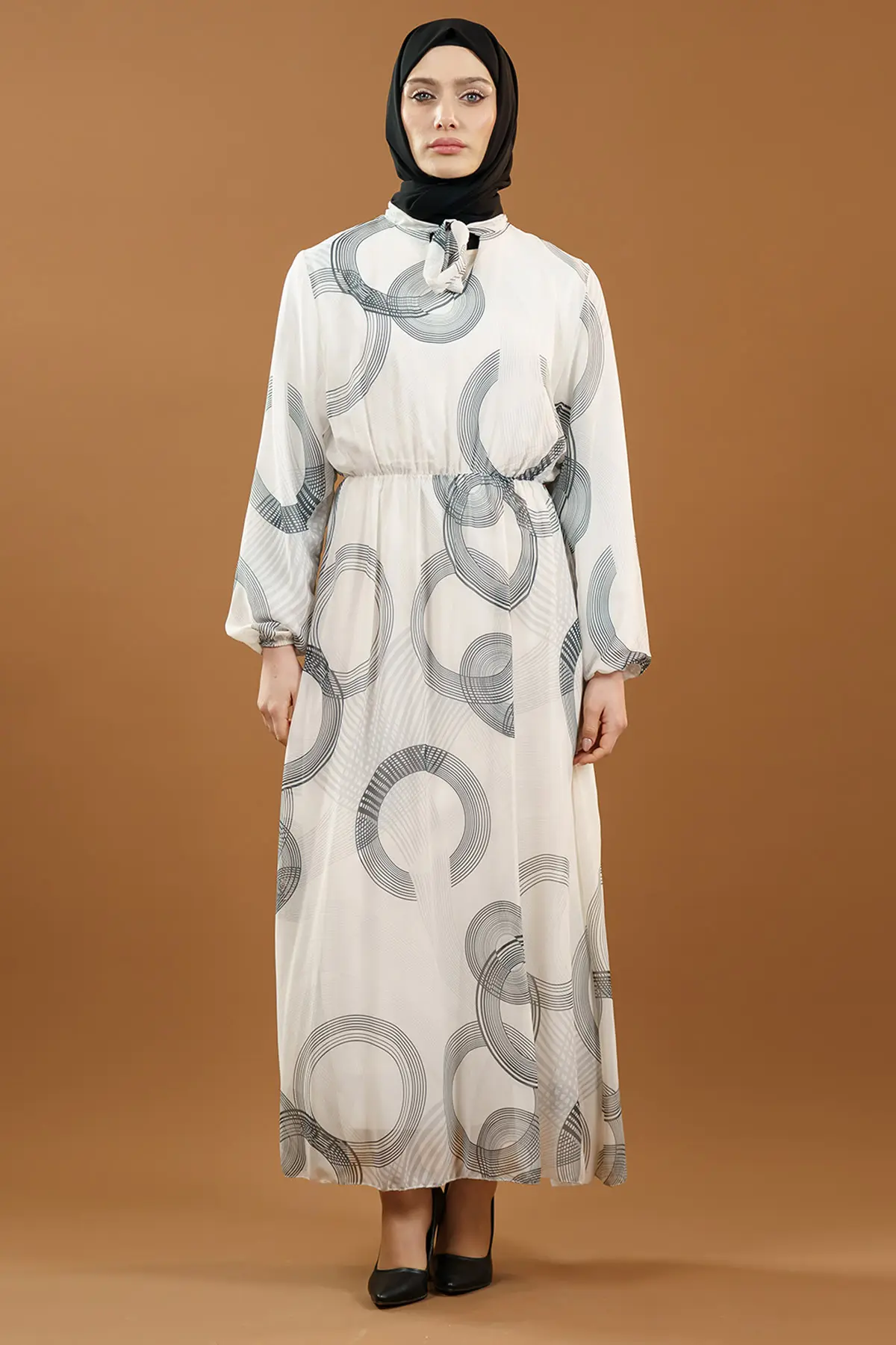 Desenli Kemerli Tesettür Elbise-detail