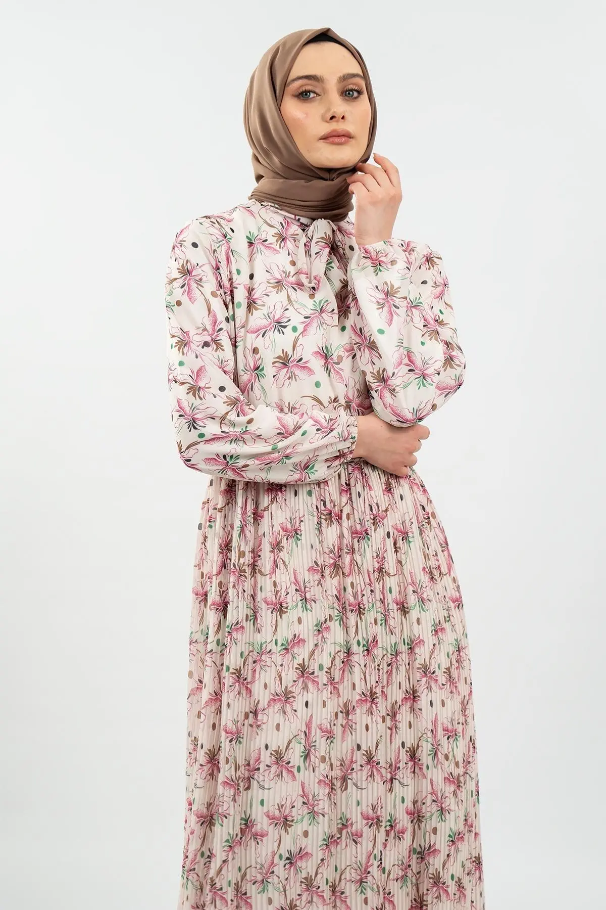 Desenli Pembe Tesettür Elbise-detail