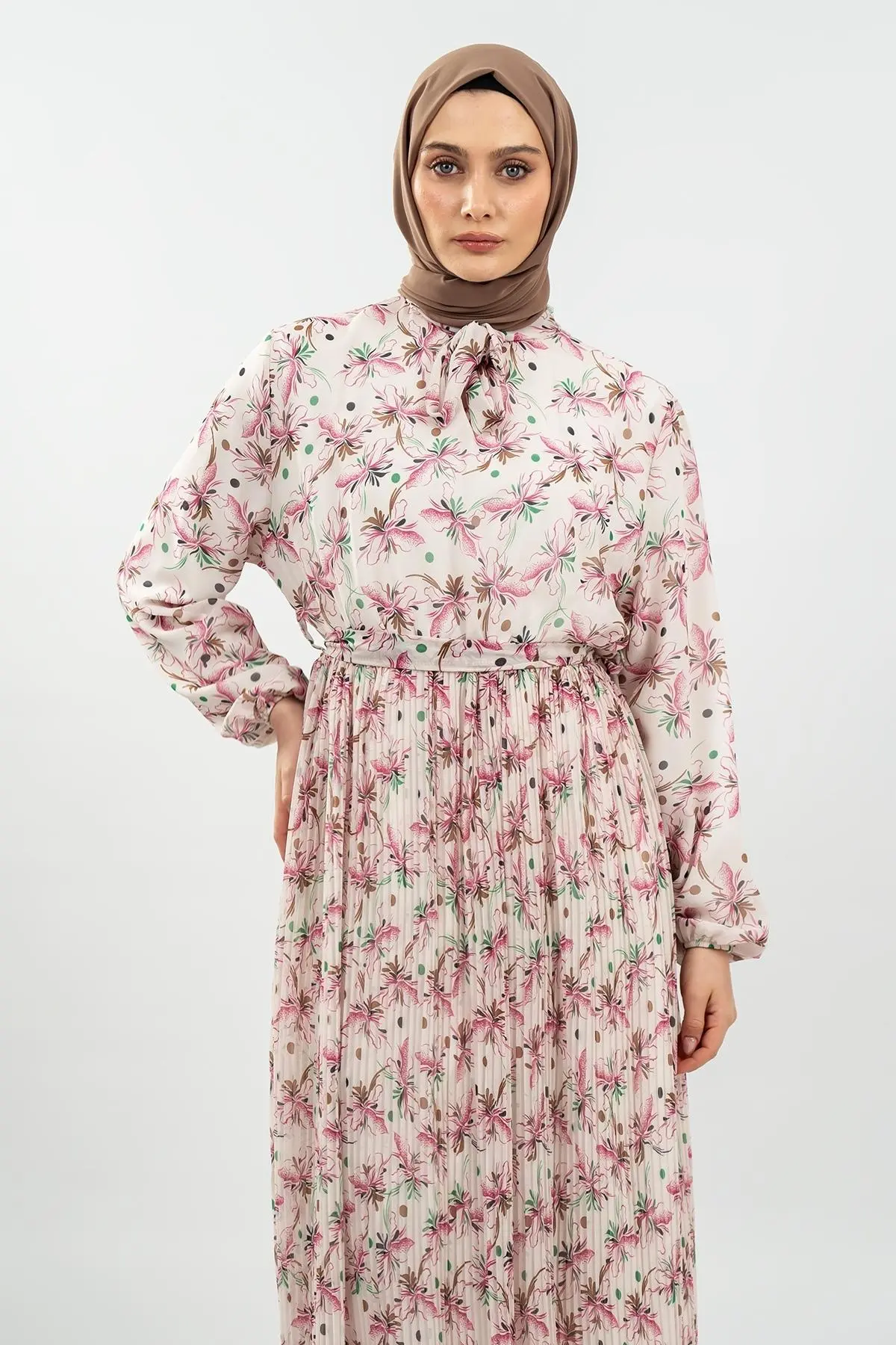 Desenli Pembe Tesettür Elbise-detail