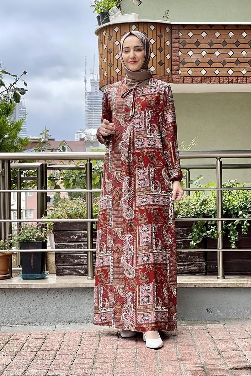 Desenli Tesettür Elbise-detail