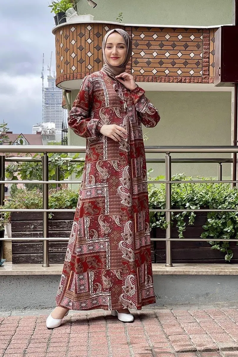 Desenli Tesettür Elbise-detail