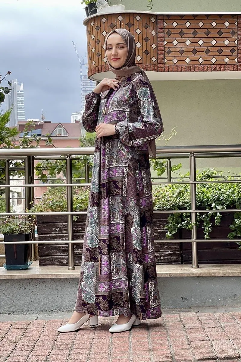 Desenli Tesettür Elbise-detail