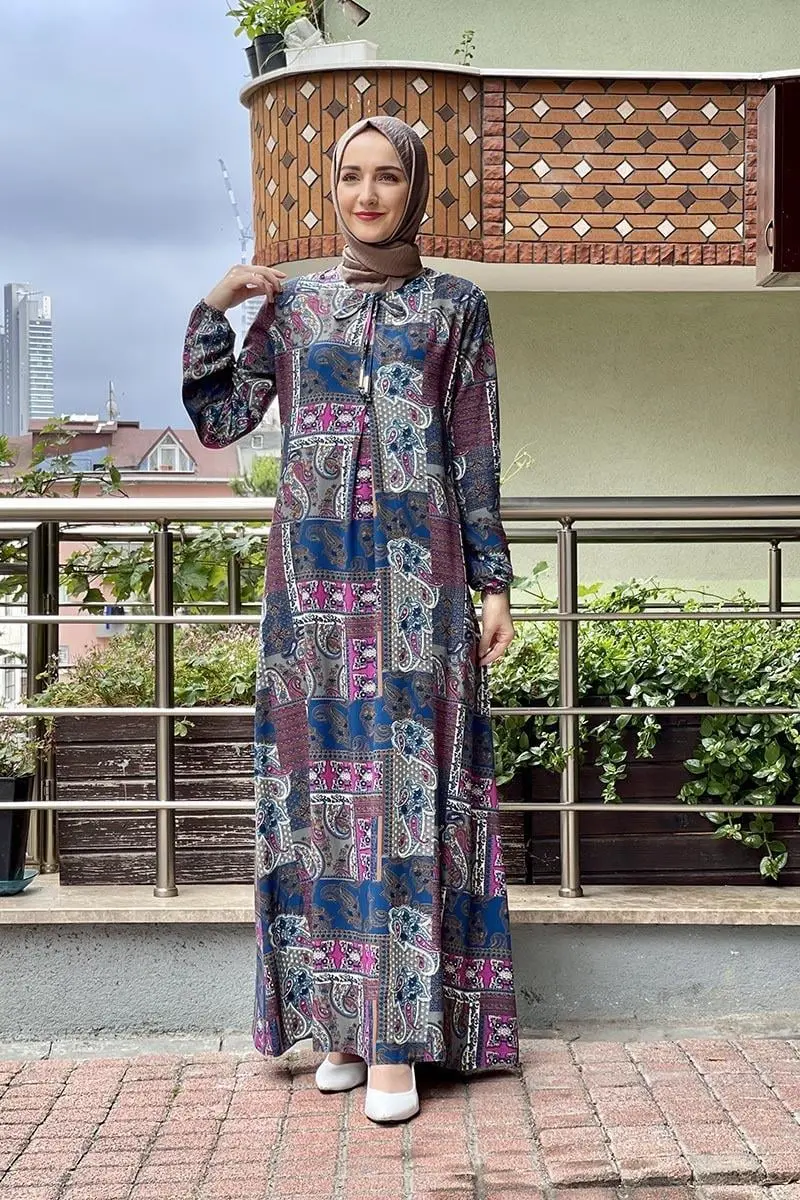 Desenli Tesettür Elbise-detail