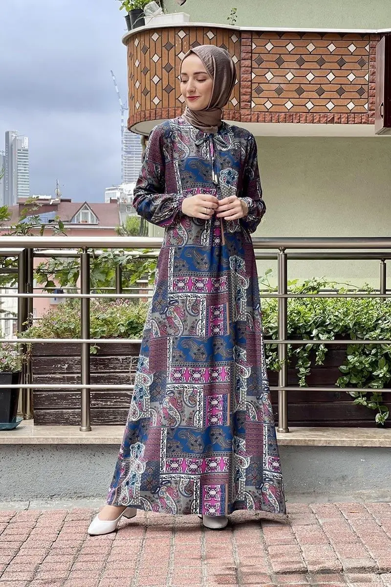 Desenli Tesettür Elbise-detail