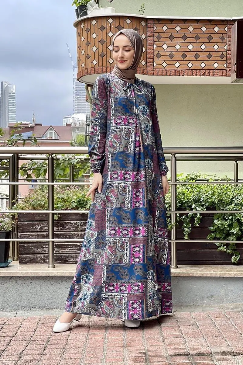 Desenli Tesettür Elbise-detail