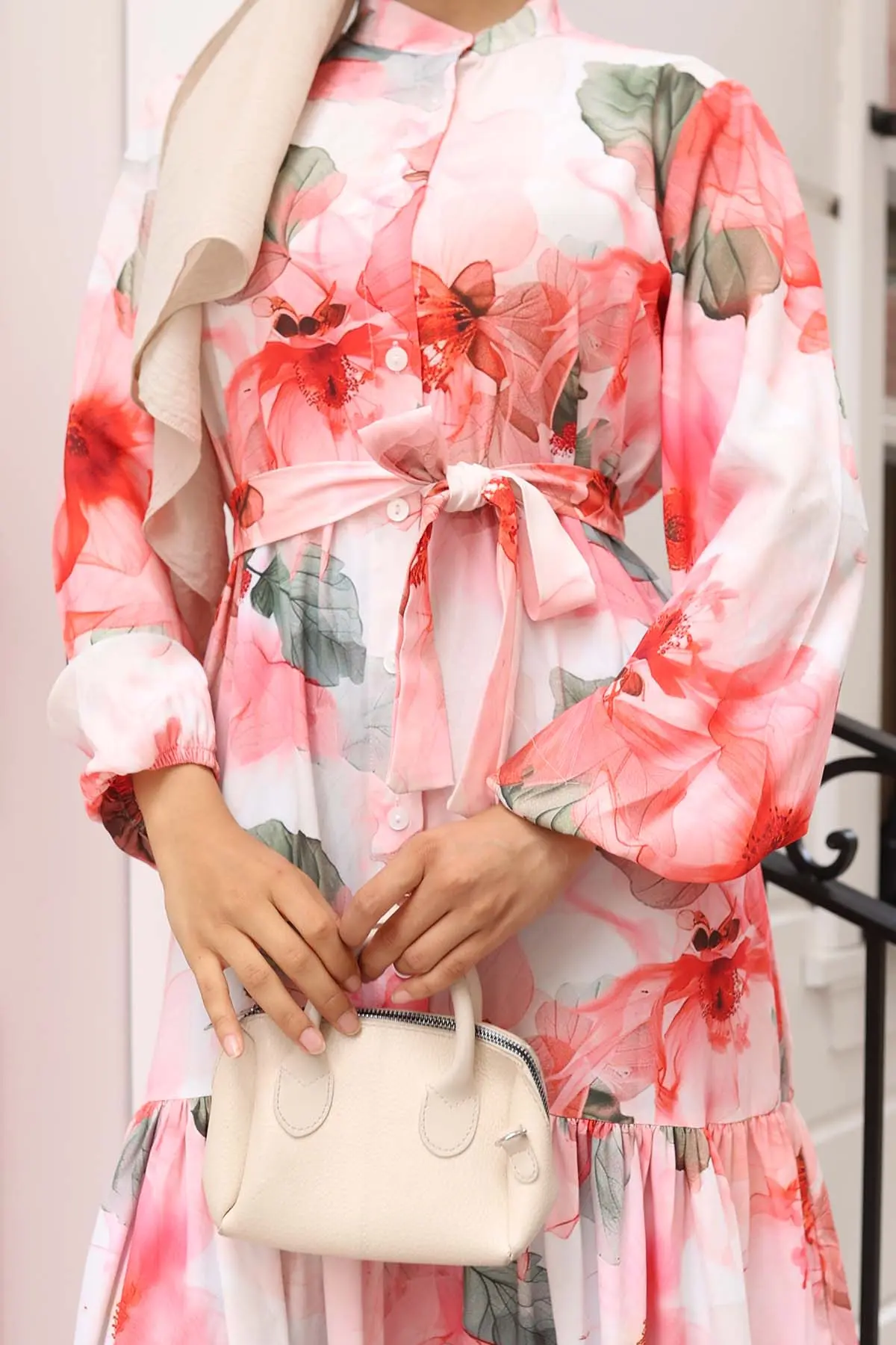 Desenli Tesettür Elbise-detail