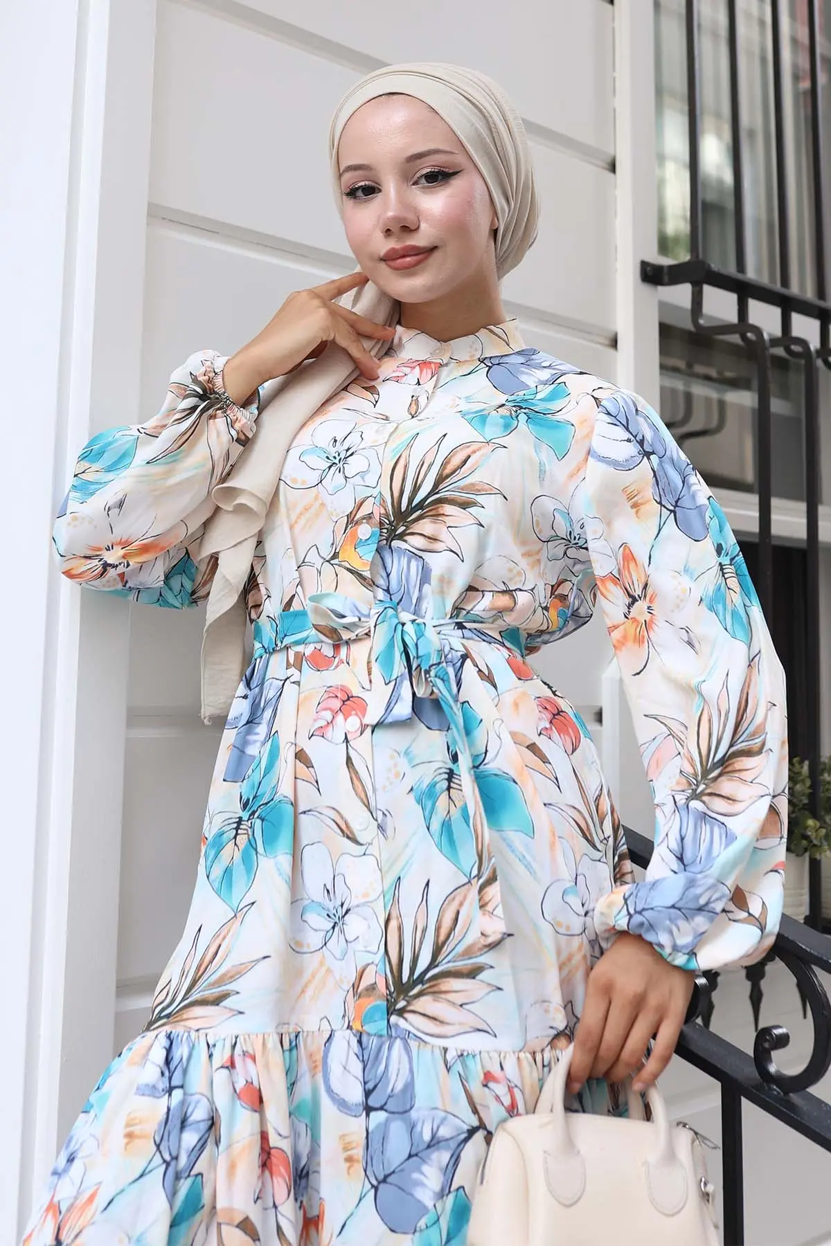 Desenli Tesettür Elbise-detail