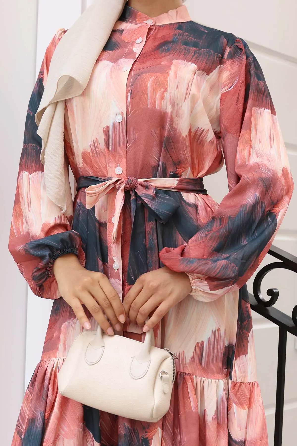 Desenli Tesettür Elbise-detail