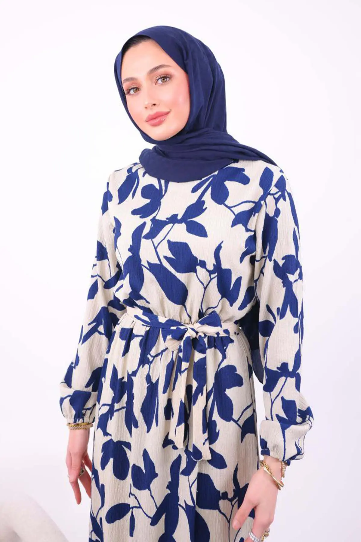 Desenli Tesettür Elbise-detail