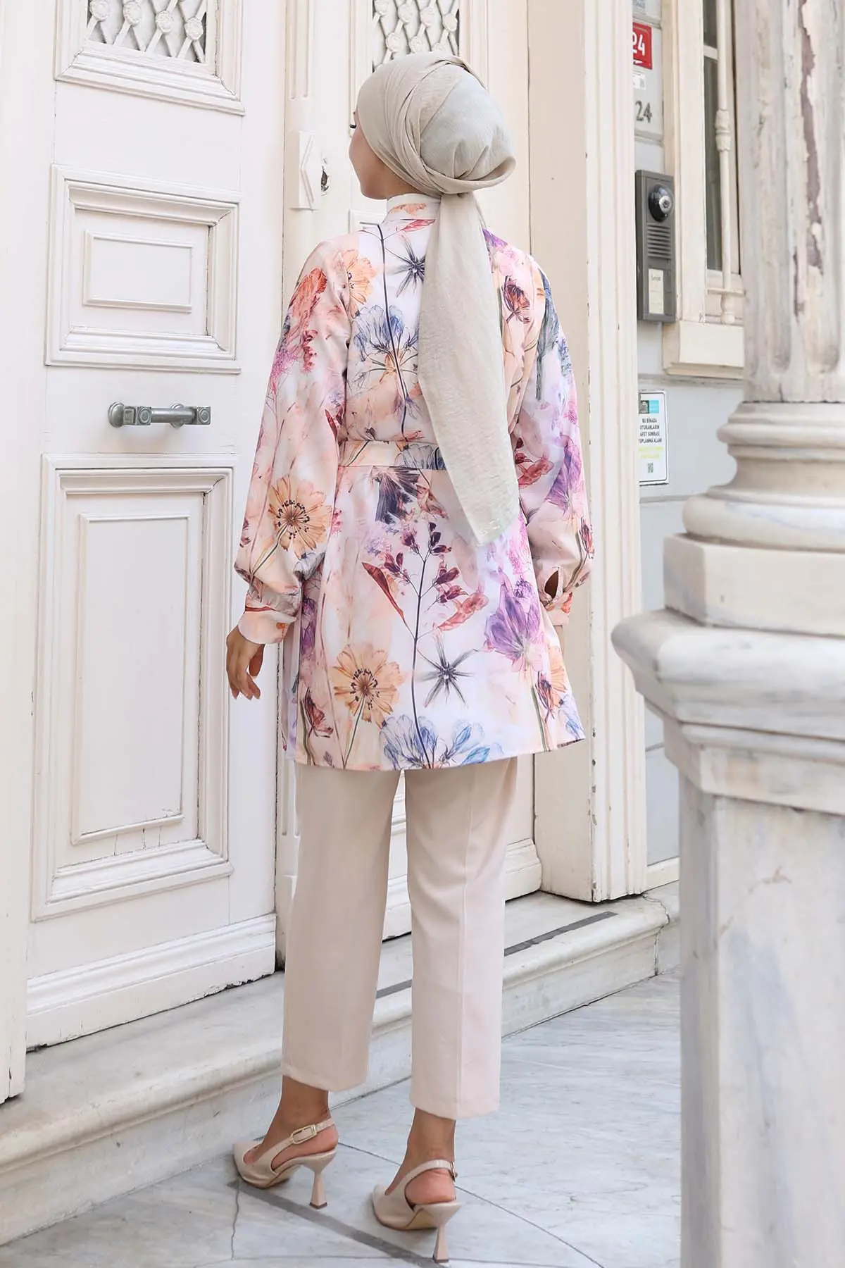 Desenli Tesettür Gömlek Bej 704-detail