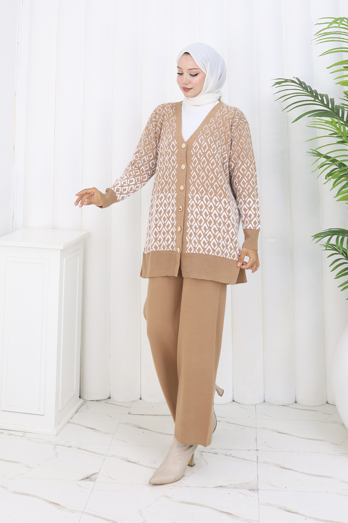 Patterned Knitwear Cardigan Set