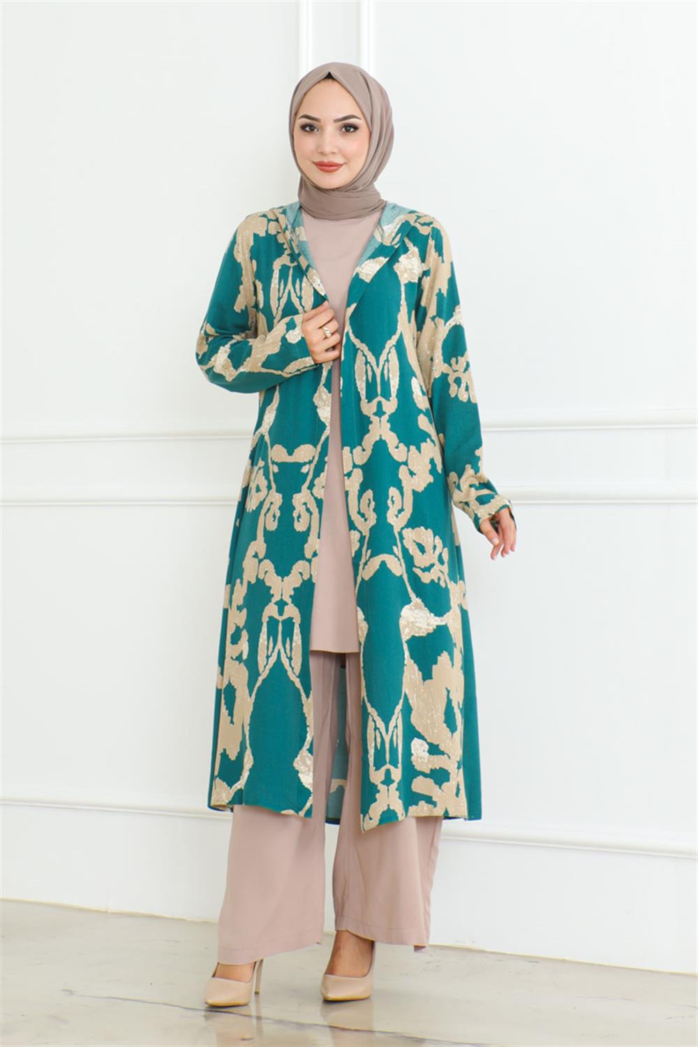 Desenli Üçlü Takım Petrol