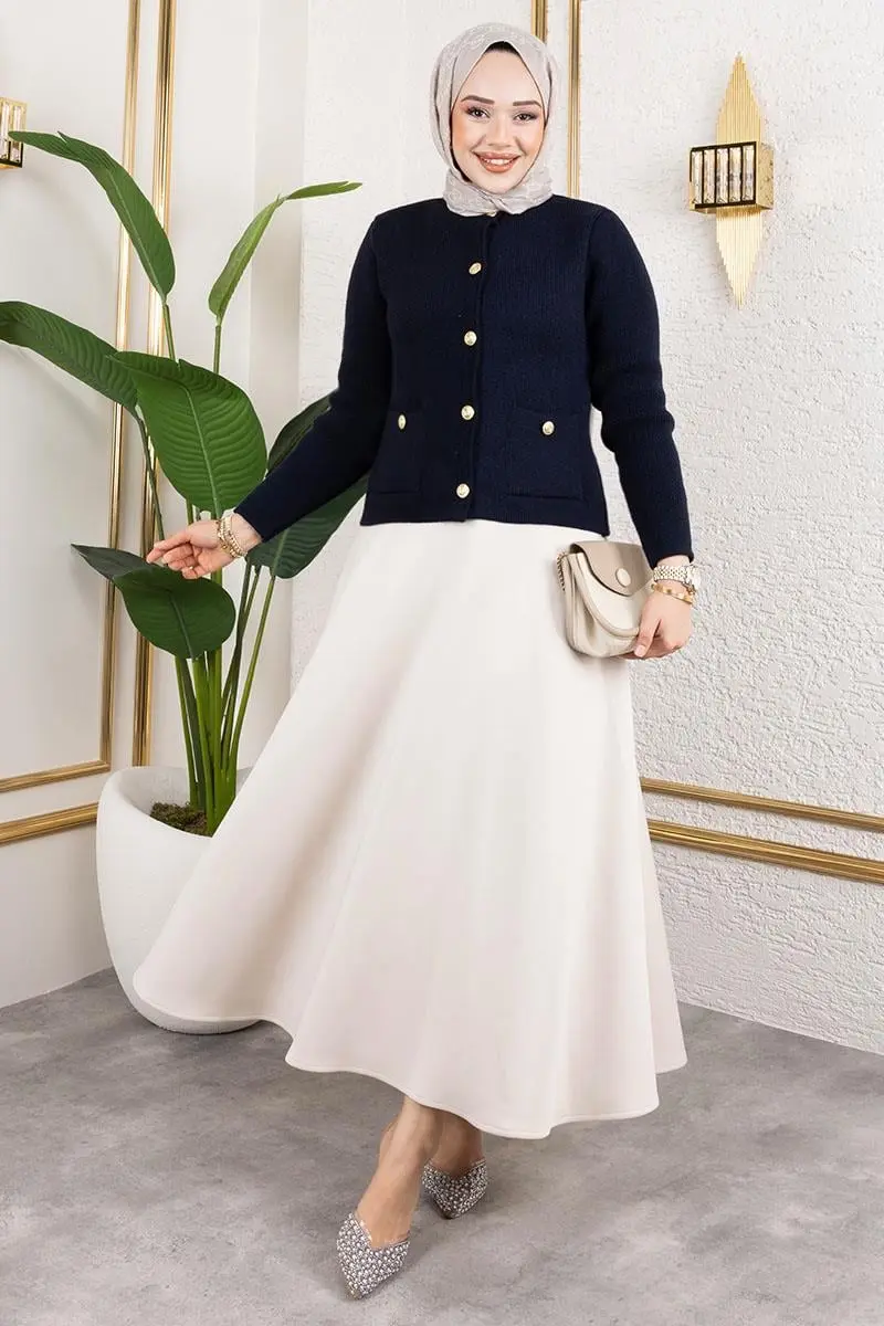 Buttoned Knitted Cardigan-detail