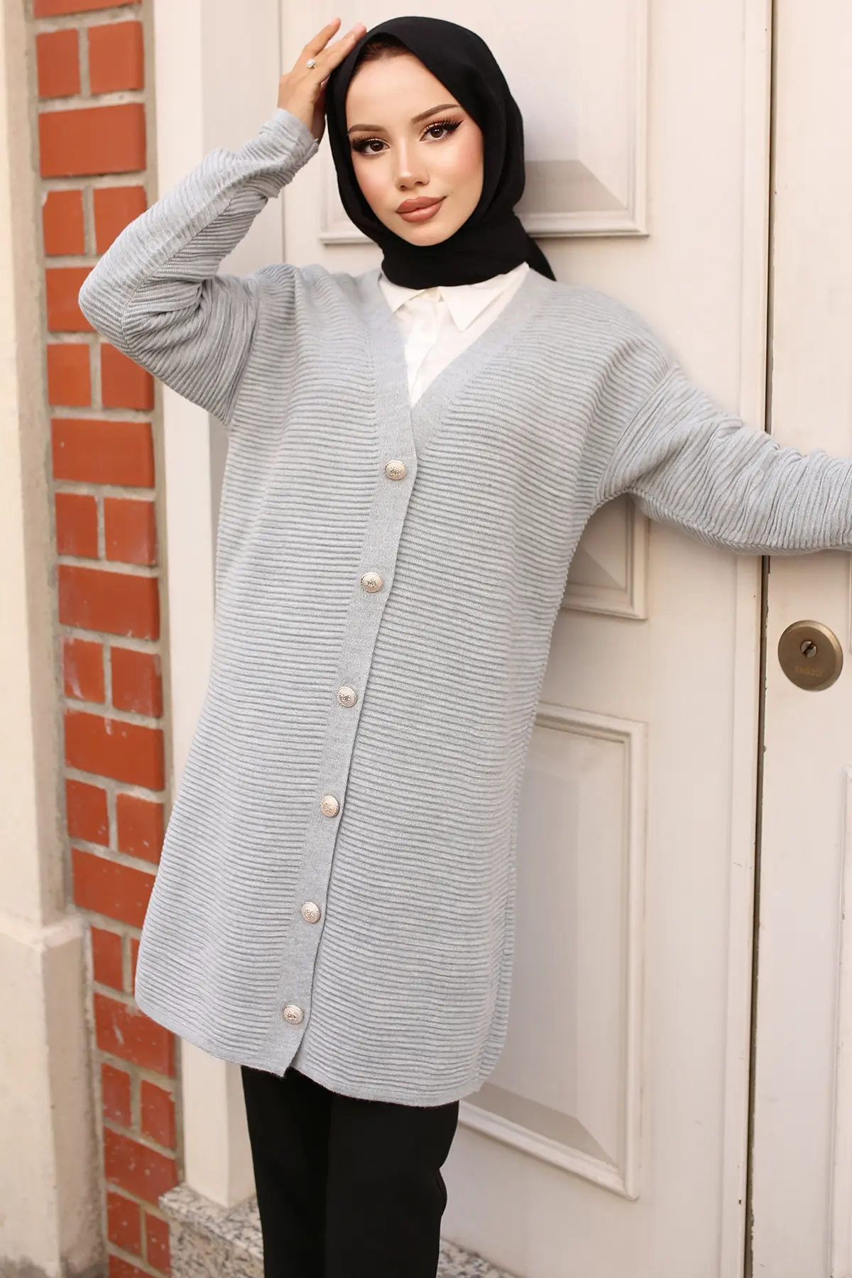 Düğme Detaylı Fitilli Hırka-detail