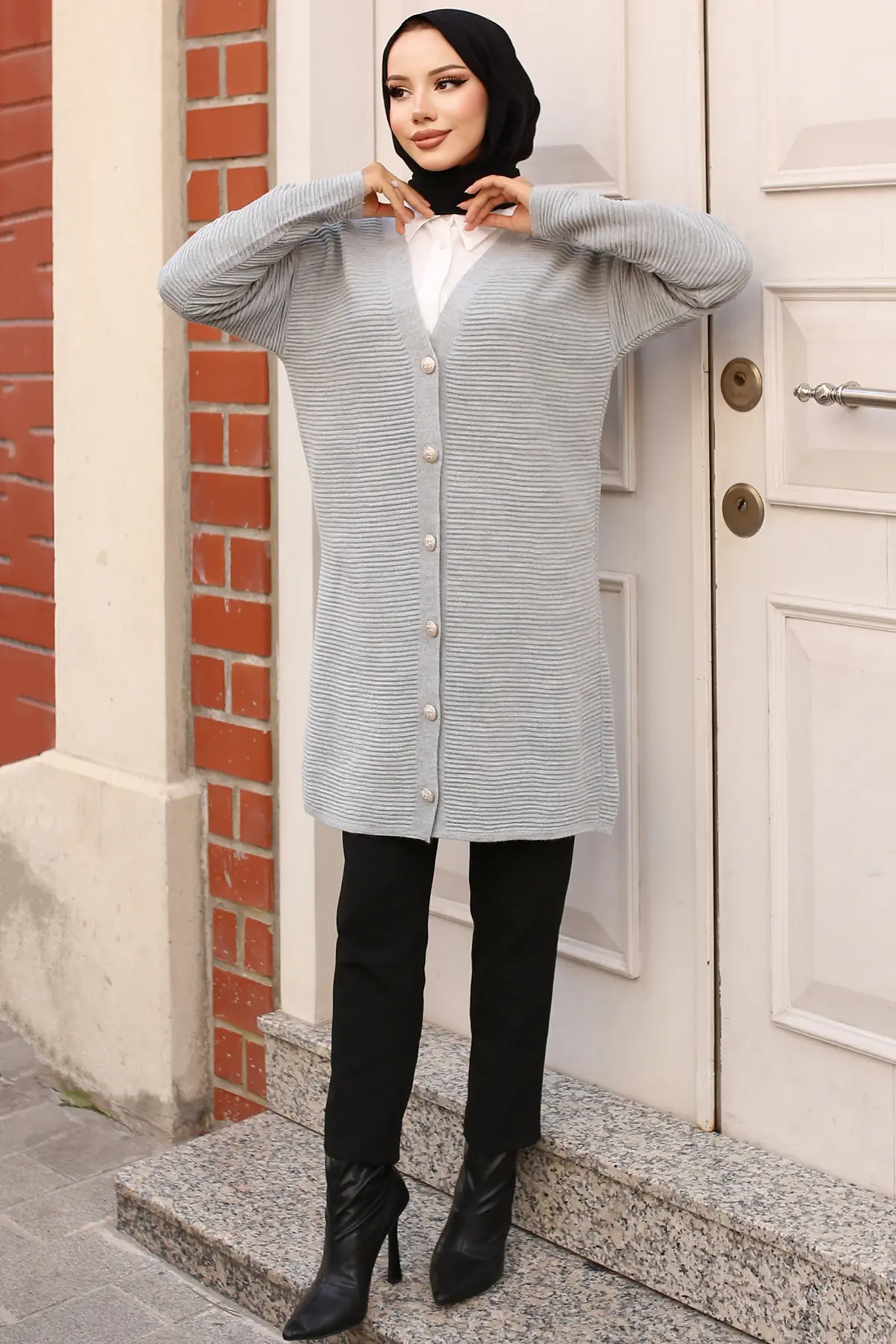 Düğme Detaylı Fitilli Hırka-detail