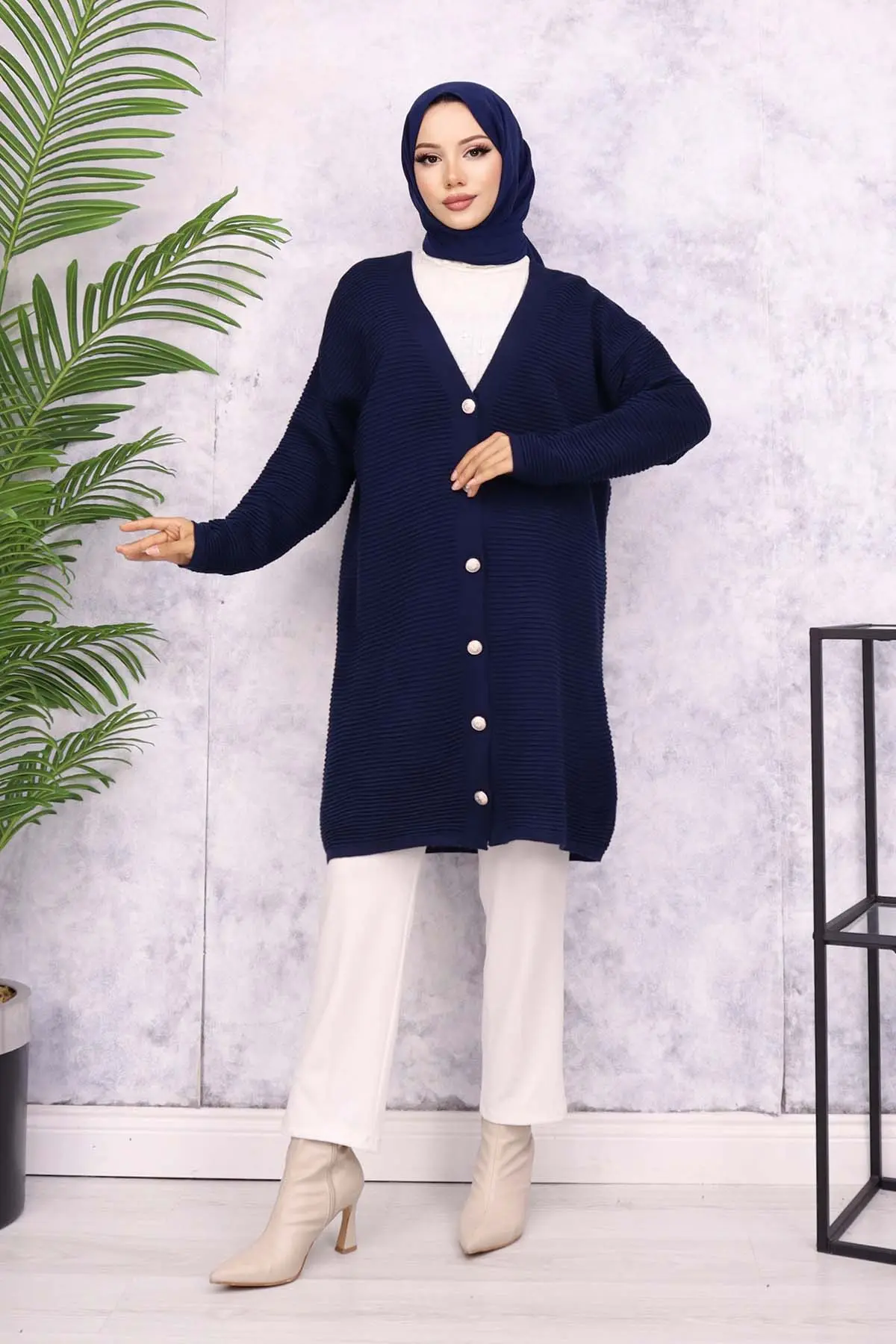 Düğme Detaylı Fitilli Hırka-detail