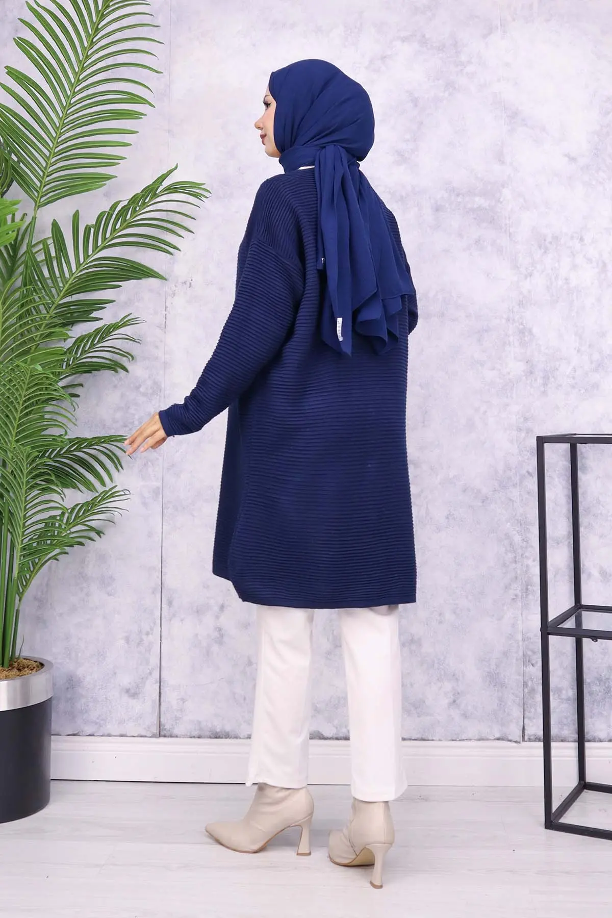 Düğme Detaylı Fitilli Hırka-detail