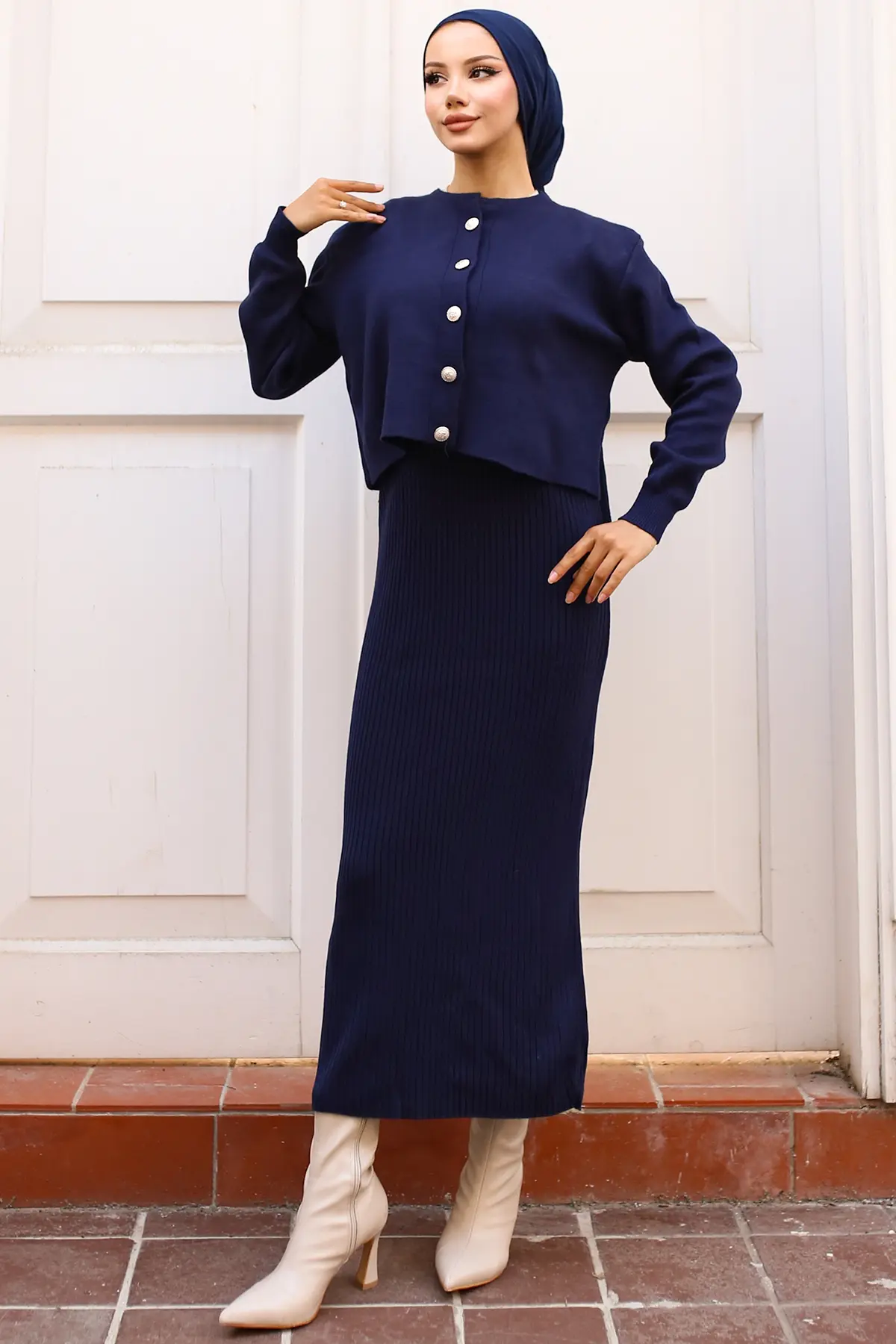 Button Detailed Gilet Knitwear Set-detail