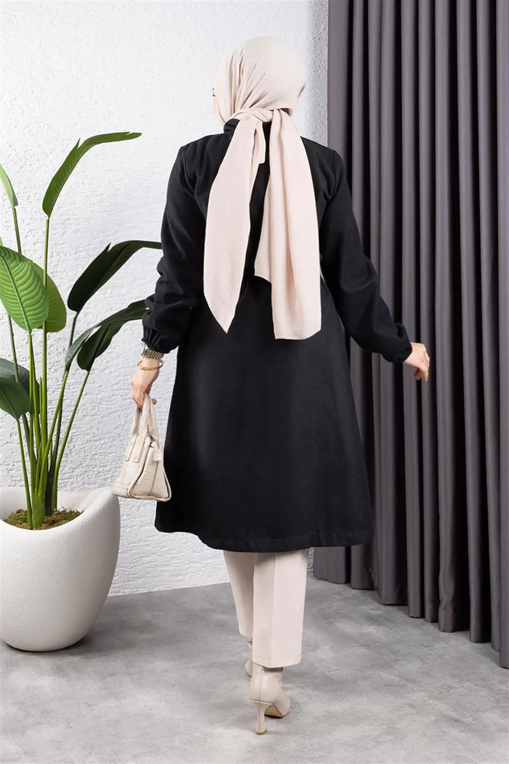 Düğme Detaylı Kaşe Kaban-detail