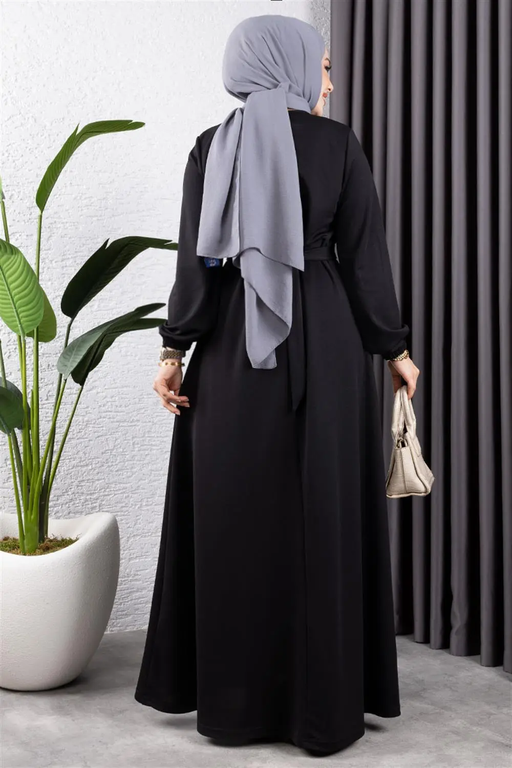 Düğme Detaylı Kemerli Elbise-detail