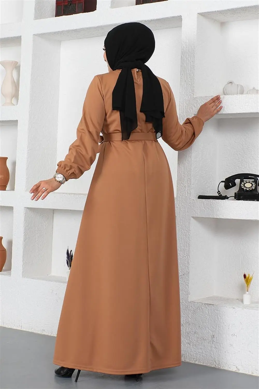 Düğme Detaylı Kemerli Elbise-detail