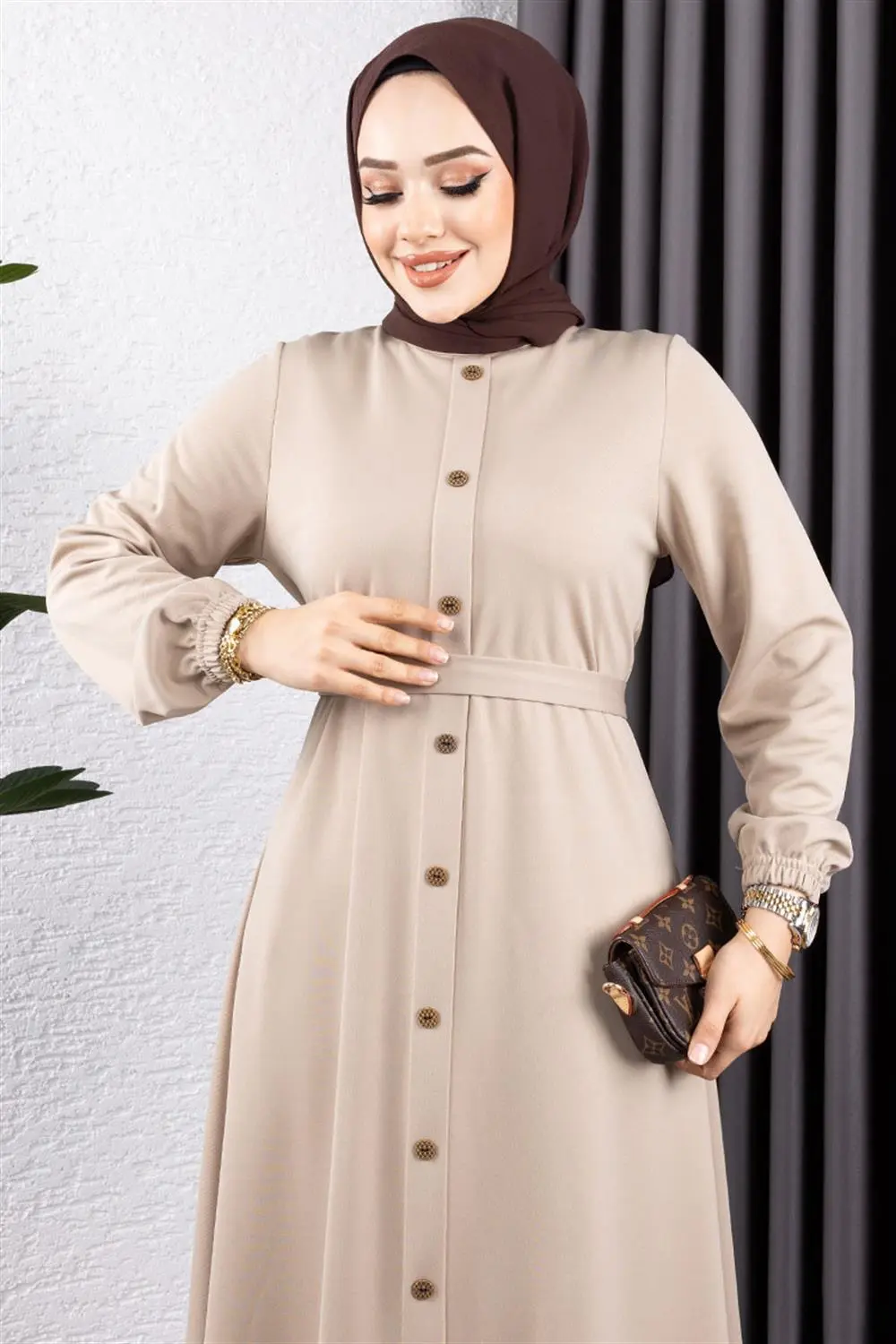 Düğme Detaylı Kemerli Elbise-detail