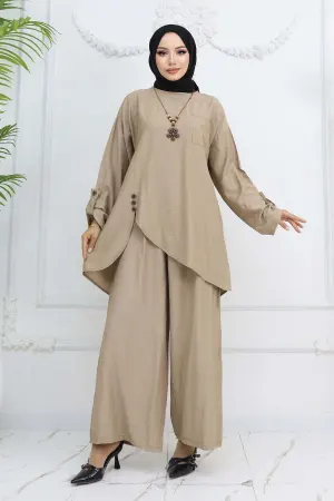 Button Detailed Necklace Two Piece Set