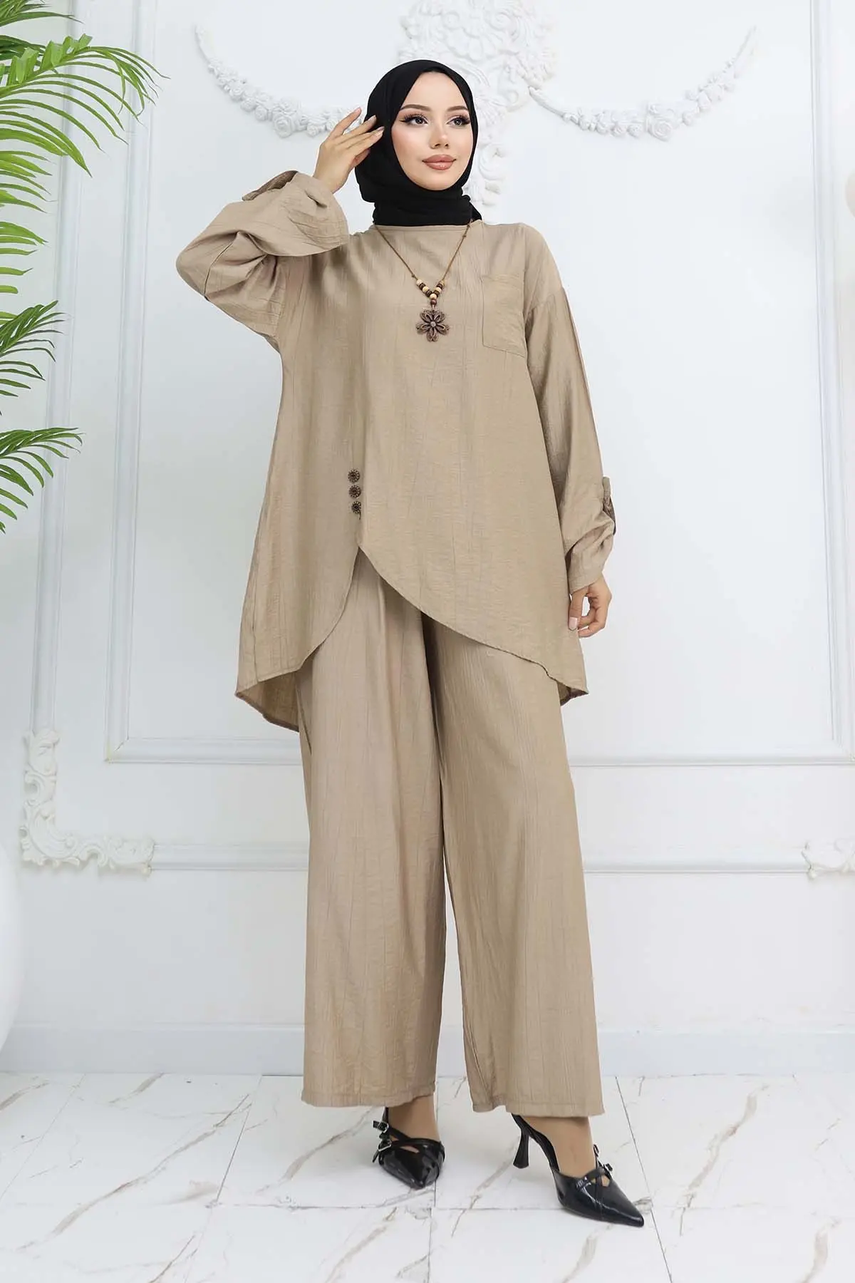 Düğme Detaylı Kolyeli İkili Takım Vizon 4782-detail