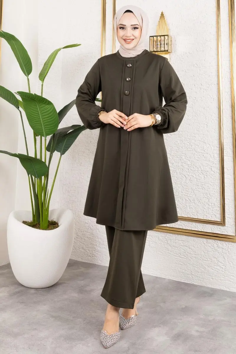 Button Detailed Hijab Suit-detail