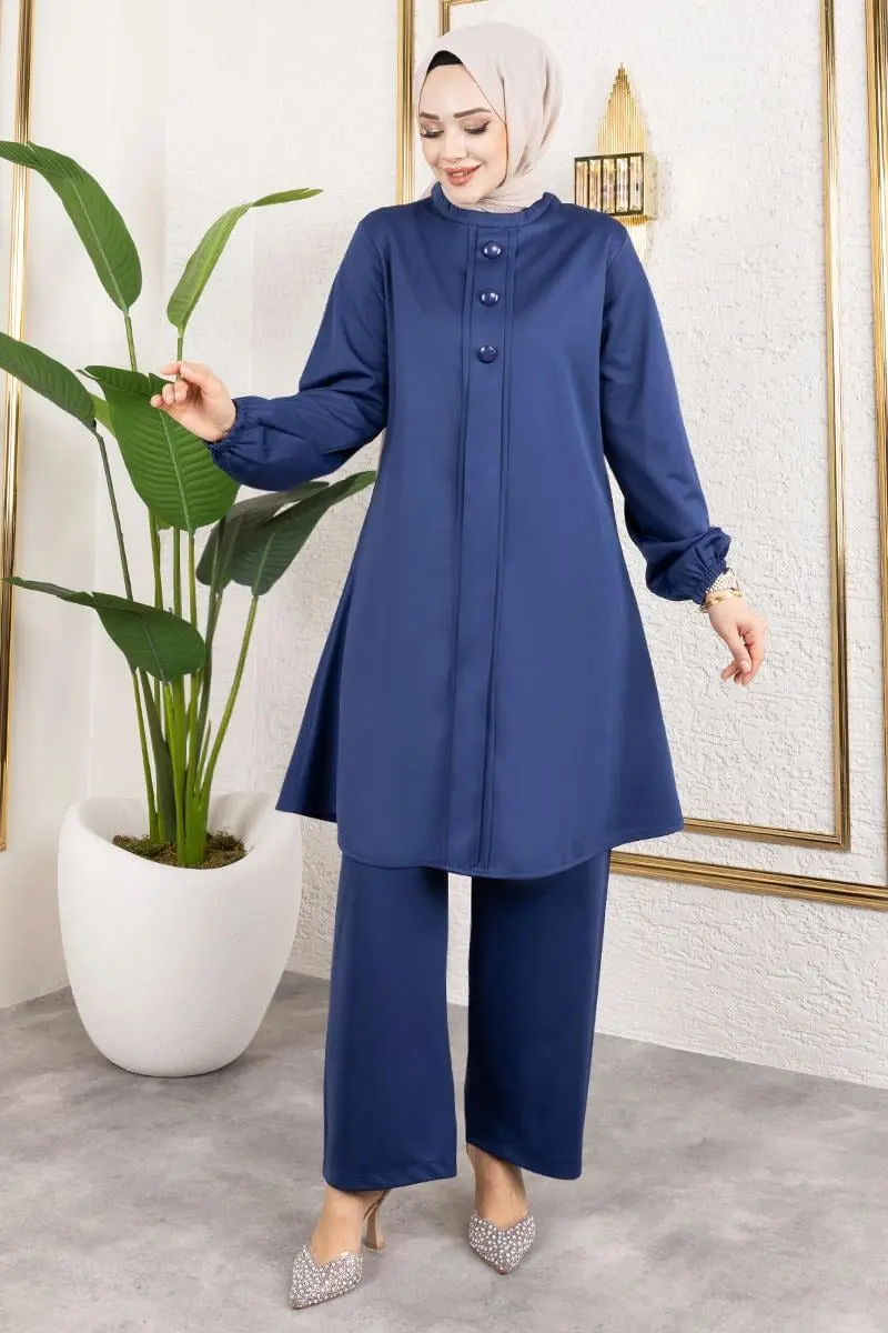 Button Detailed Hijab Suit-detail