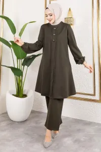 Button Detailed Hijab Suit