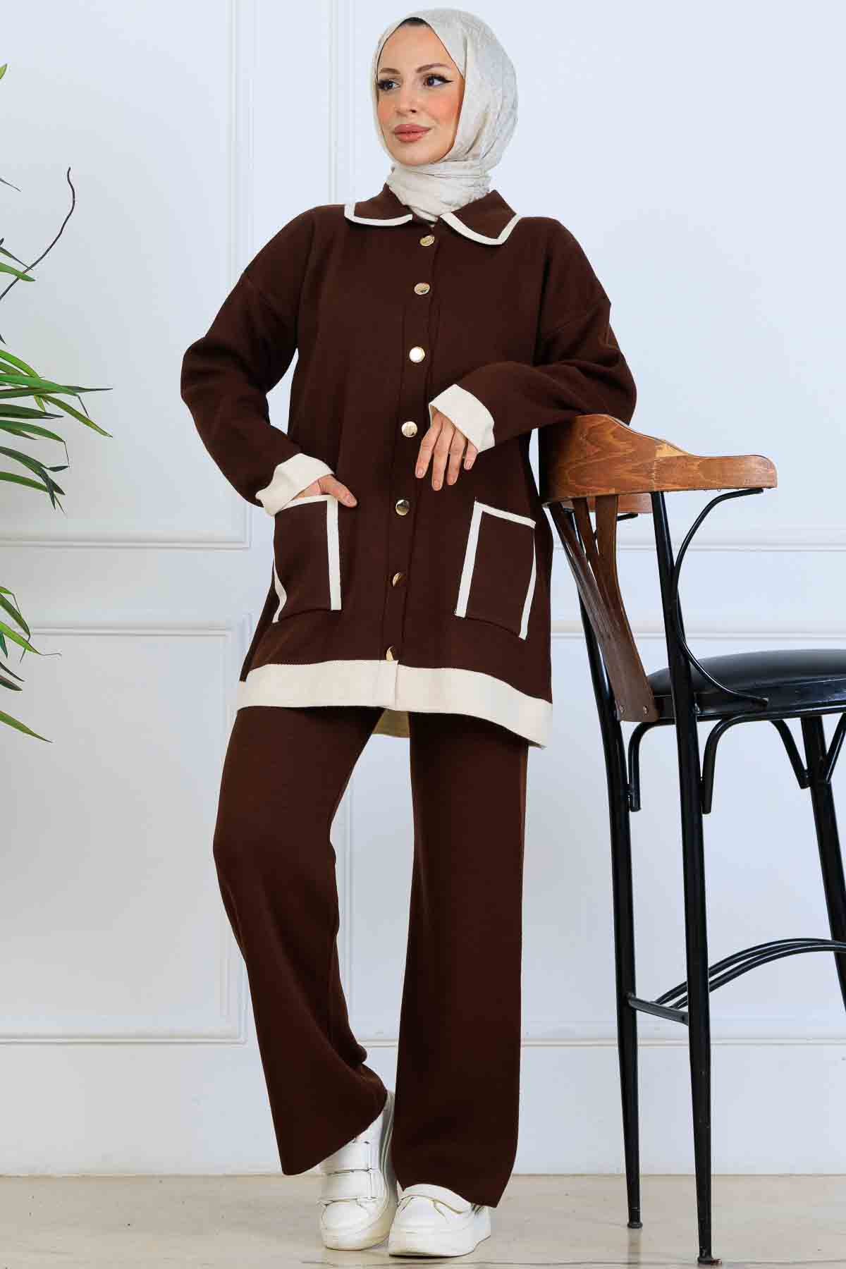 Buttoned Striped Detailed Knitwear Suit