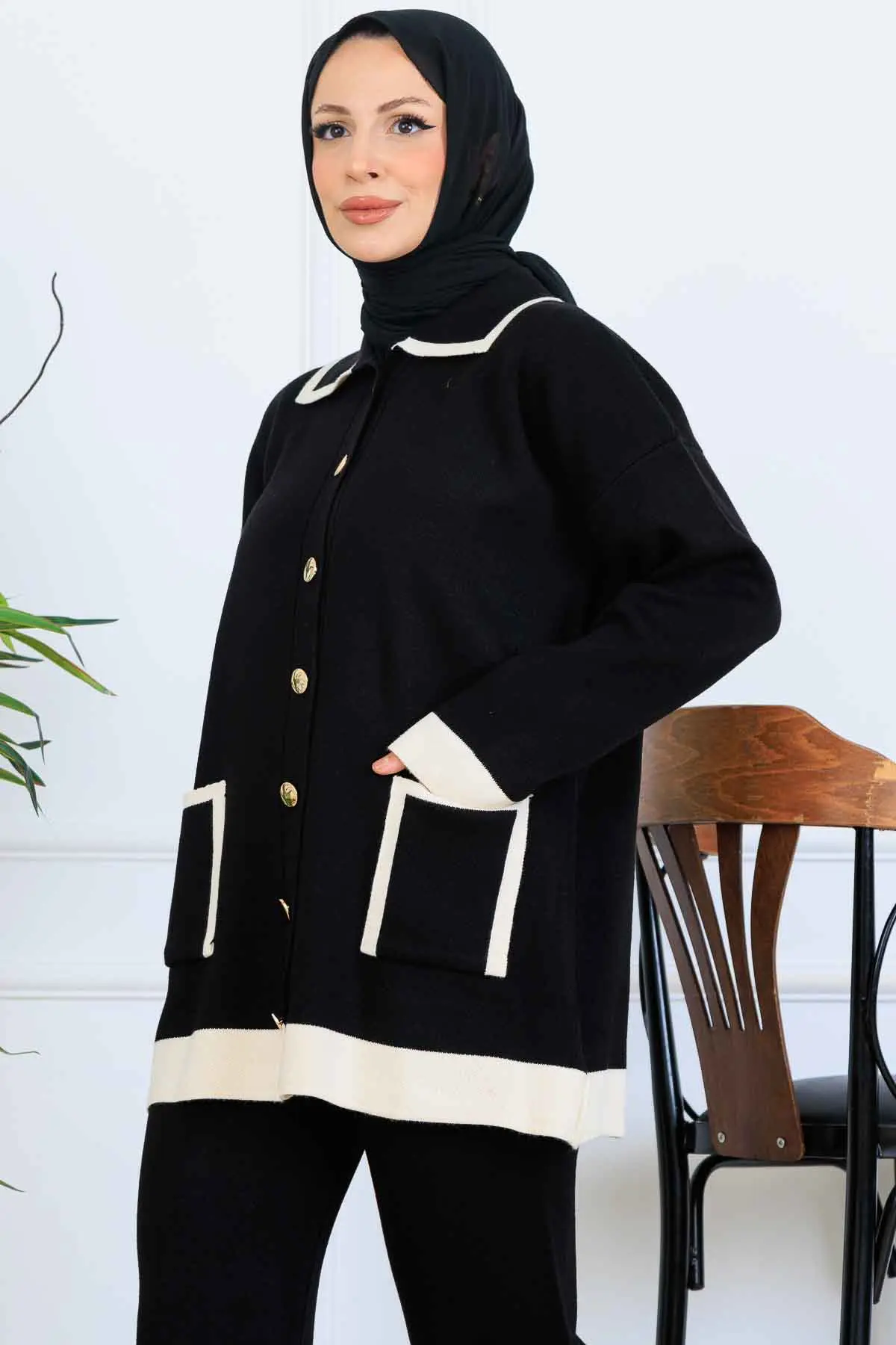 Düğmeli Çizgi Detaylı Triko Takım-detail