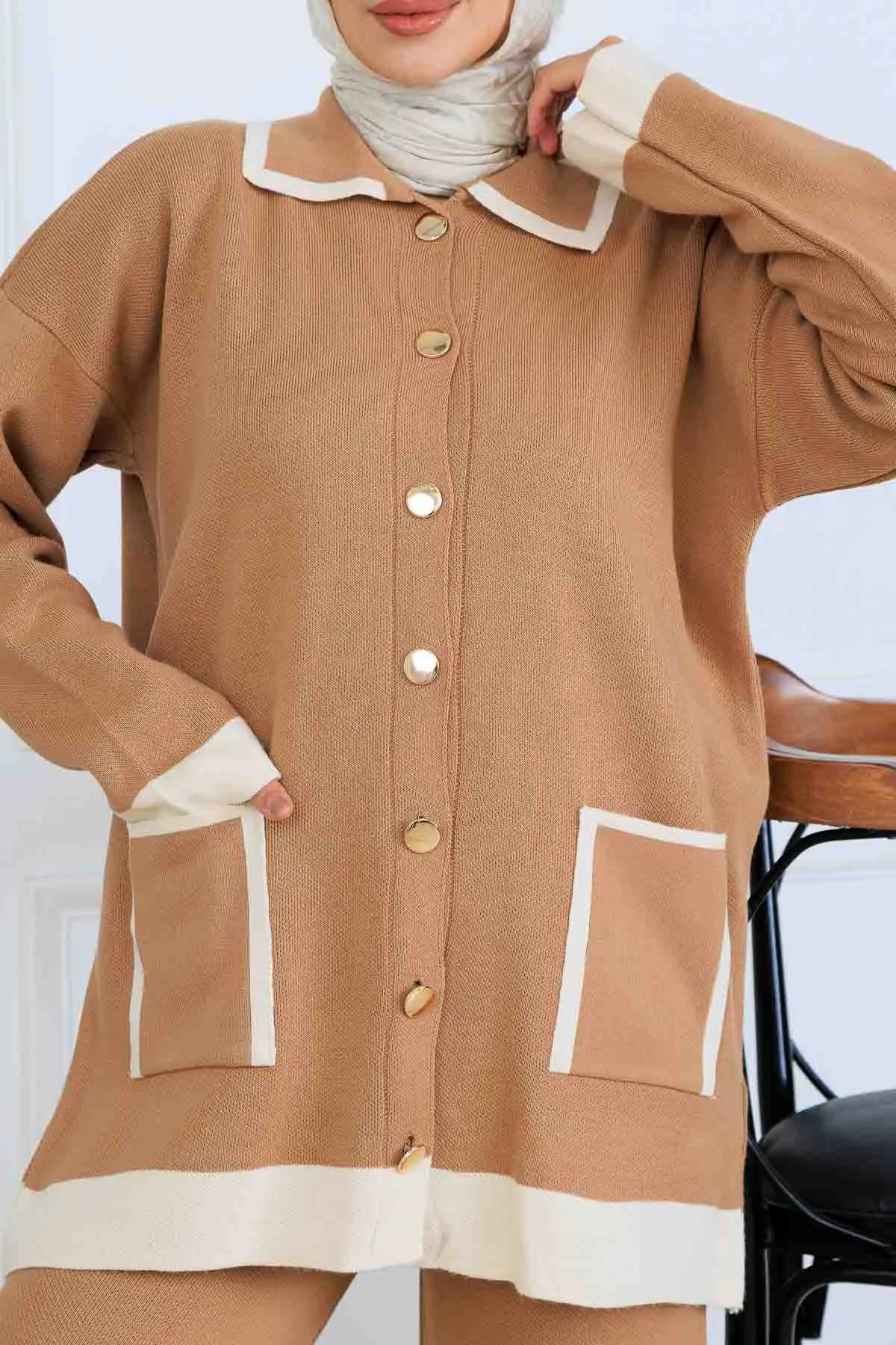 Düğmeli Çizgi Detaylı Triko Takım-detail