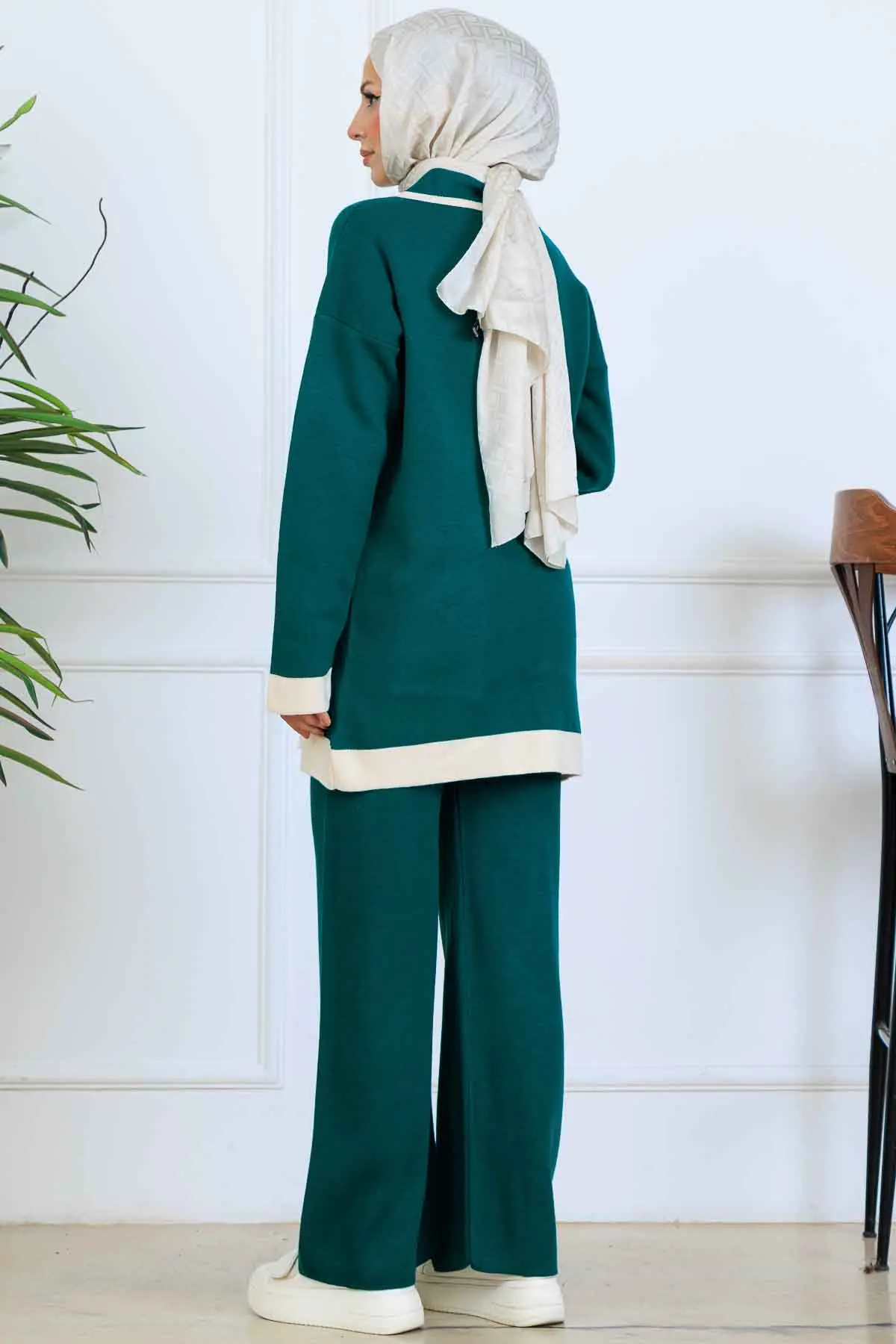 Düğmeli Çizgi Detaylı Triko Takım-detail