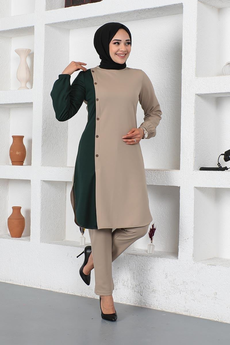 Düğmeli Iki Renkli Takım Vizon