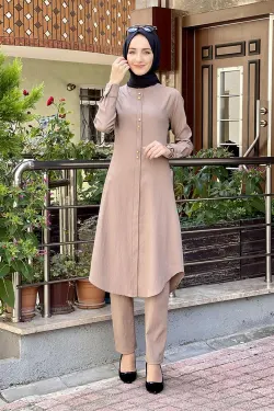 Düğmeli Ikili Takım