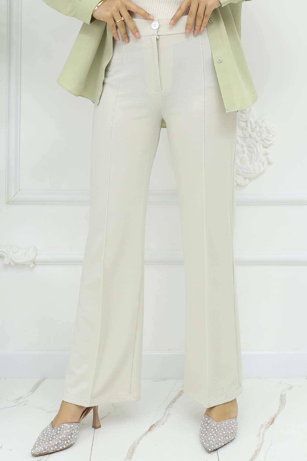 Buttoned Palazzo Trousers