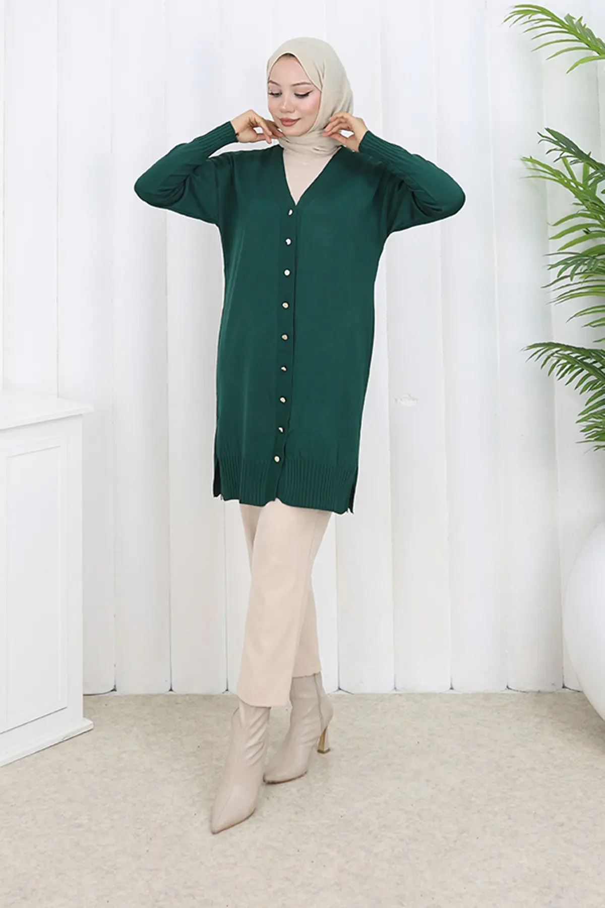 Long Mercerized Cardigan With Buttons-detail