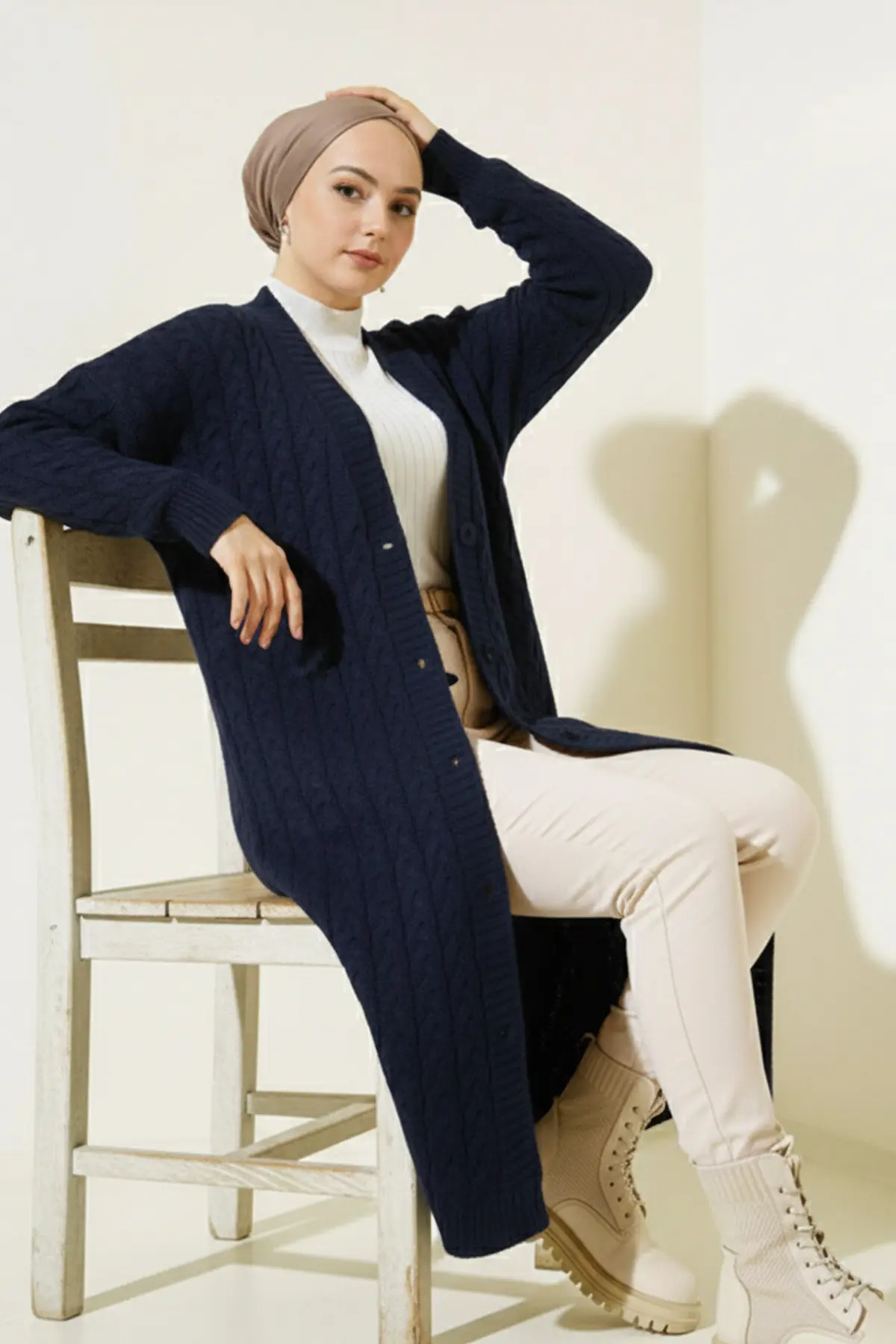 Düğmeli Uzun Triko Hırka-detail