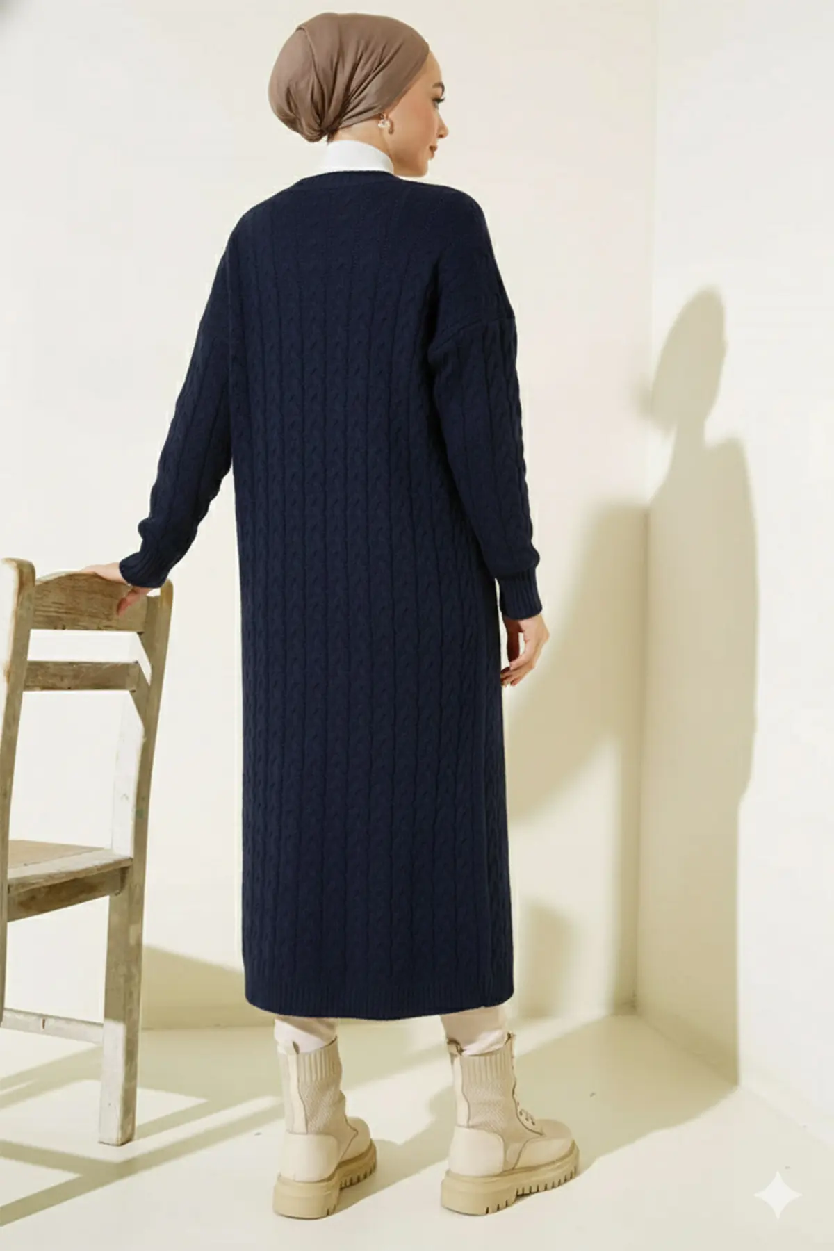 Düğmeli Uzun Triko Hırka-detail